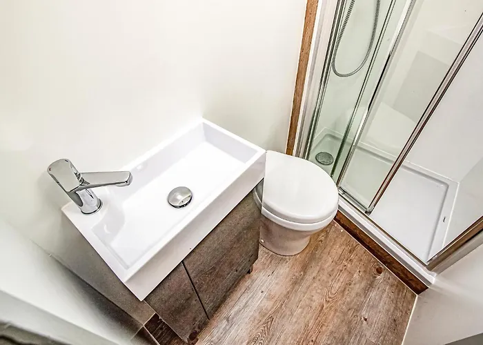 船屋 Amazing Ship In 亨尼希斯多夫